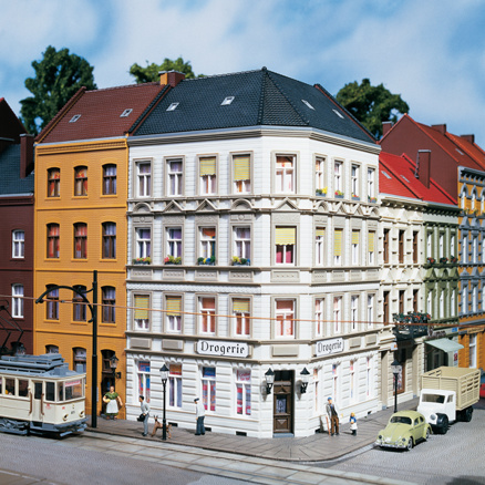 Schmidt Street 25 corner house H0-Auhagen 11398