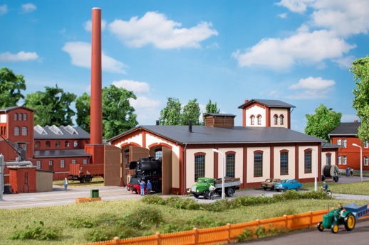Lokschuppen mit Wasserturm