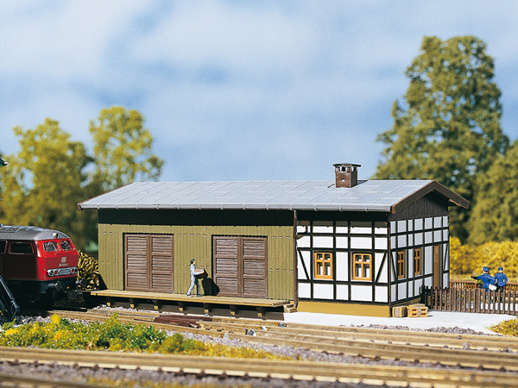Freight shed N-Auhagen 14460