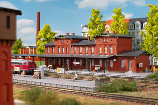 Neupreussen railway station N-Auhagen 14485