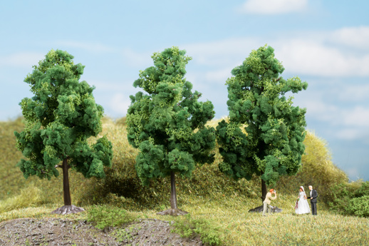 Dark green trees 11 cm 3 pcs -Auhagen 70938