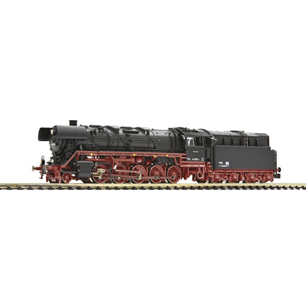 Steam locomotive 44 0104-8 