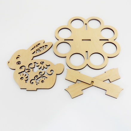 Velikonoční stojánek na vajíčka