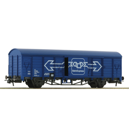 Express train wagon 