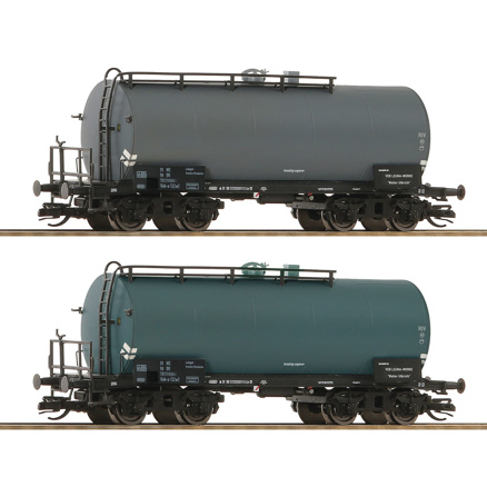 2 piece set: Tank wagons, DR 