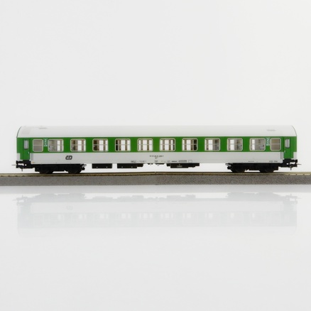 H0 passenger car CD