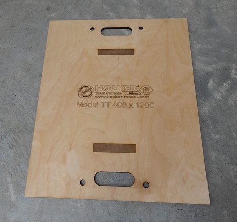 Spojovací deska-moduly TT 40x50x0,5 cm s otvory